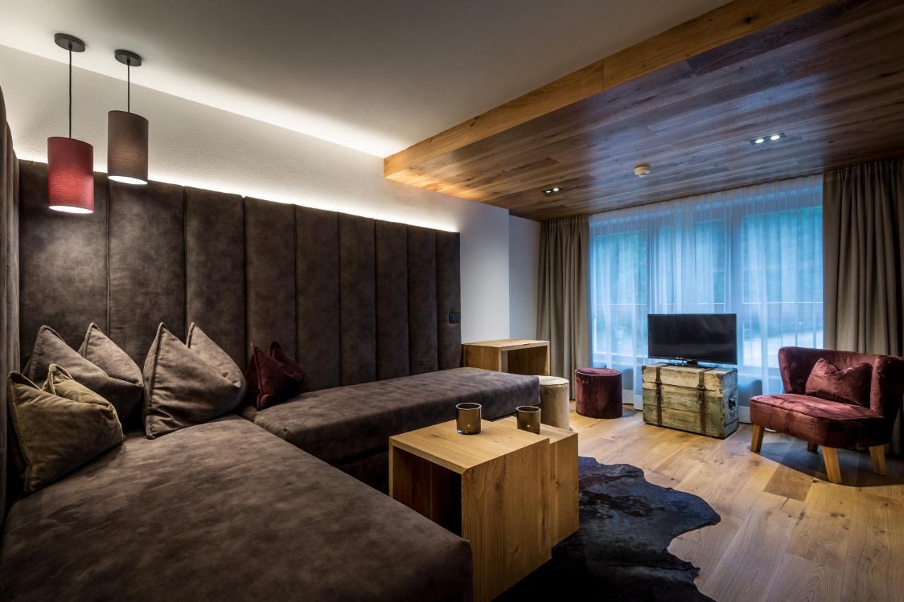 Hotel Des Alpes Ла Вилла Экстерьер фото